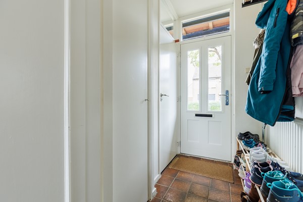 Medium property photo - W. Vrijlandtstraat 9, 3262 GN Oud-Beijerland